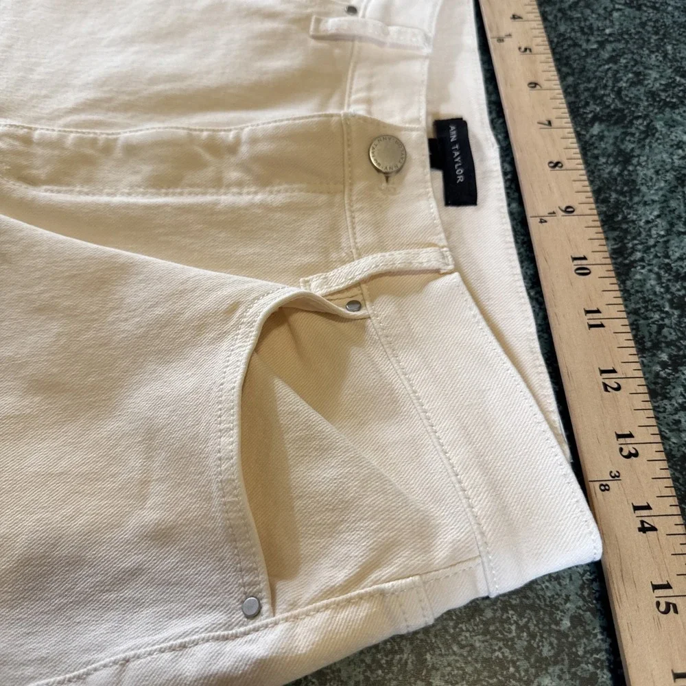 Ann Taylor Barrel Jeans High Rise Perfect Pocketing Cream/Ivory NEW Size 4
